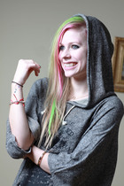 Avril Lavigne : avril-lavigne-1362544433.jpg