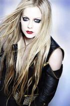 Avril Lavigne : avril-lavigne-1365606475.jpg