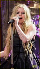 Avril Lavigne : avril-lavigne-1367126350.jpg