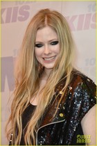 Avril Lavigne : avril-lavigne-1368552450.jpg