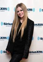 Avril Lavigne : avril-lavigne-1368834823.jpg