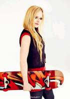 Avril Lavigne : avril-lavigne-1371348865.jpg