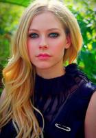 Avril Lavigne : avril-lavigne-1371488042.jpg