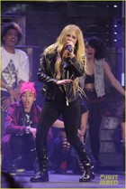 Avril Lavigne : avril-lavigne-1371493103.jpg