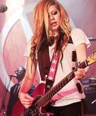 Avril Lavigne : avril-lavigne-1379193744.jpg