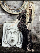 Avril Lavigne : avril-lavigne-1379959223.jpg