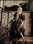 Avril Lavigne : avril-lavigne-1379959236.jpg