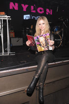 Avril Lavigne : avril-lavigne-1379959243.jpg
