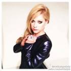 Avril Lavigne : avril-lavigne-1380141151.jpg