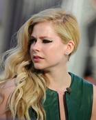 Avril Lavigne : avril-lavigne-1380214039.jpg