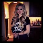 Avril Lavigne : avril-lavigne-1380381675.jpg