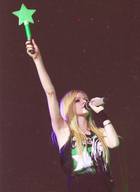 Avril Lavigne : avril-lavigne-1380905117.jpg