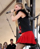 Avril Lavigne : avril-lavigne-1381334494.jpg