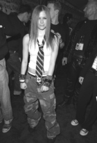 Avril Lavigne : avril-lavigne-1381436654.jpg