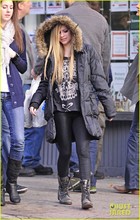 Avril Lavigne : avril-lavigne-1381436768.jpg