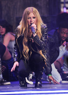Avril Lavigne : avril-lavigne-1381436847.jpg