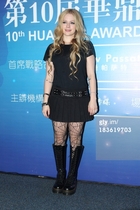 Avril Lavigne : avril-lavigne-1381436864.jpg