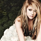 Avril Lavigne : avril-lavigne-1381436926.jpg