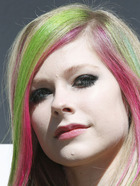 Avril Lavigne : avril-lavigne-1381774052.jpg