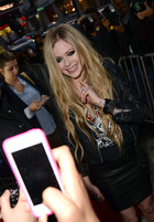 Avril Lavigne : avril-lavigne-1382374974.jpg
