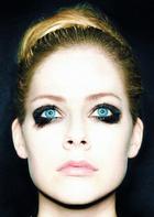 Avril Lavigne : avril-lavigne-1382824373.jpg