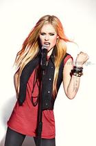 Avril Lavigne : avril-lavigne-1383422627.jpg