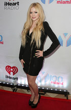 Avril Lavigne : avril-lavigne-1389124016.jpg