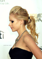 Avril Lavigne : avril-lavigne-1391008551.jpg