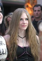Avril Lavigne : avril-lavigne-1392649575.jpg