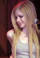 Avril Lavigne : avril-lavigne-1396180867.jpg