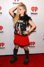 Avril Lavigne : avril-lavigne-1396540844.jpg