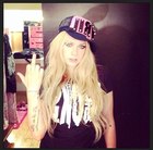 Avril Lavigne : avril-lavigne-1400265280.jpg