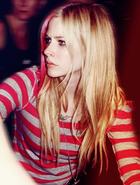 Avril Lavigne : avril-lavigne-1401205457.jpg