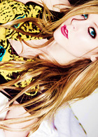Avril Lavigne : avril-lavigne-1402932729.jpg