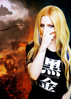 Avril Lavigne : avril-lavigne-1403973047.jpg