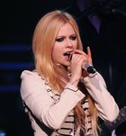 Avril Lavigne : avril-lavigne-1404229273.jpg