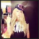 Avril Lavigne : avril-lavigne-1405807493.jpg