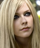 Avril Lavigne : avril-lavigne-1408291563.jpg