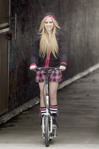 Avril Lavigne : avril-lavigne-1408547008.jpg