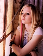 Avril Lavigne : avril-lavigne-1408547049.jpg