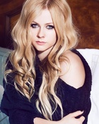 Avril Lavigne : avril-lavigne-1412003623.jpg