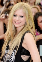 Avril Lavigne : avril-lavigne-1412459862.jpg