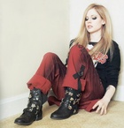 Avril Lavigne : avril-lavigne-1413828874.jpg