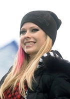 Avril Lavigne : avril-lavigne-1418220847.jpg