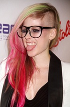 Avril Lavigne : avril-lavigne-1423936158.jpg