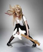 Avril Lavigne : avril_lavigne_1216271280.jpg