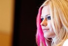 Avril Lavigne : avril_lavigne_1220220200.jpg