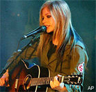 Avril Lavigne : avril_lavigne_1220326532.jpg