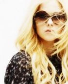 Avril Lavigne : avril_lavigne_1226358307.jpg