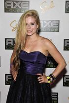 Avril Lavigne : avril_lavigne_1251880270.jpg